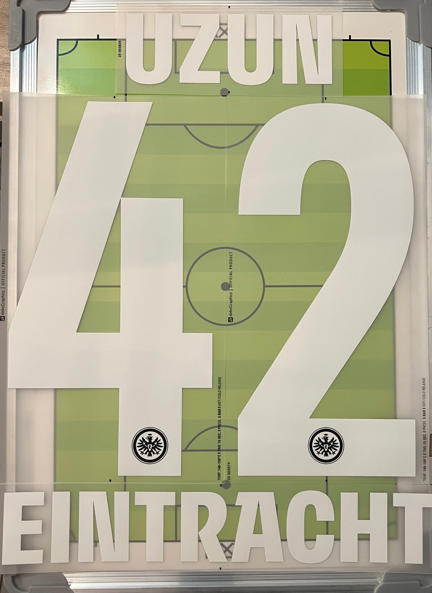 Flocage Officiel Trikot Beflockung – Frankfurt 2025/2026 – UZUN #42 – Home / Domicile Nameset