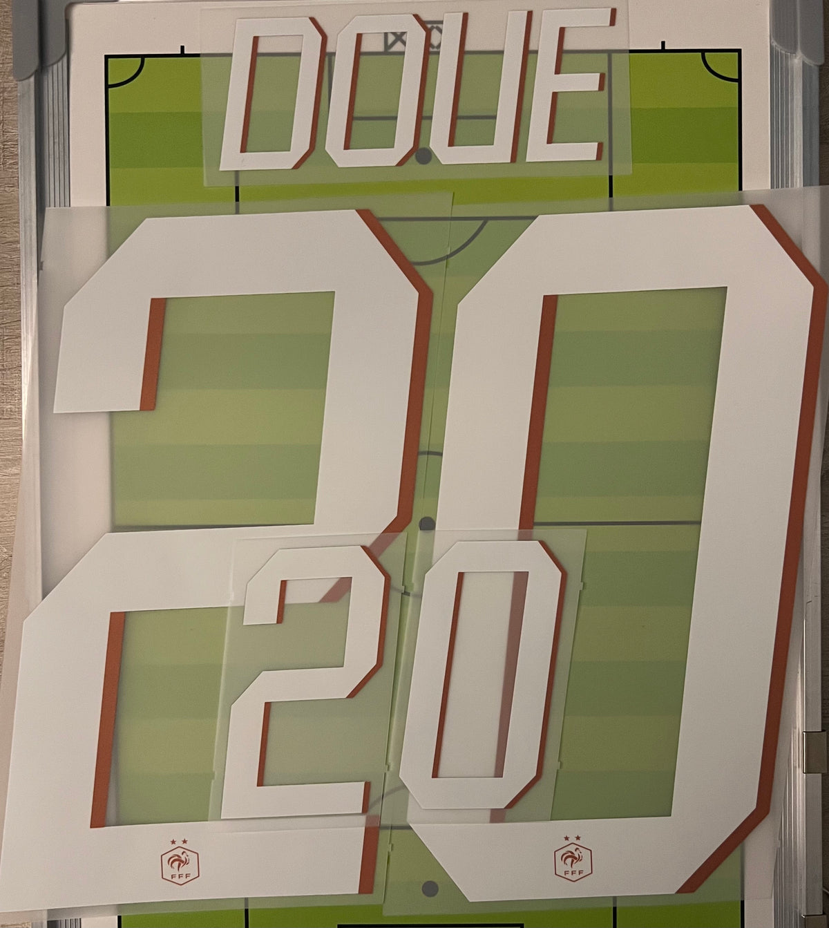 Flocage Nameset Officiel Desiré DOUE #20 – France Domicile (home) Coupe du Monde 2026