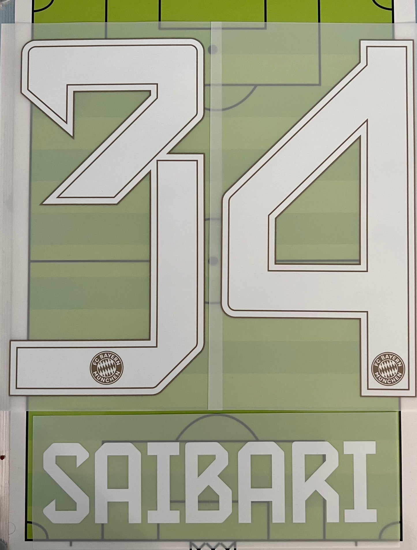 Flocage Officiel SAIBARI #34 Bayern Munich Domicile 2026/2027 – Name Set Officiel Home